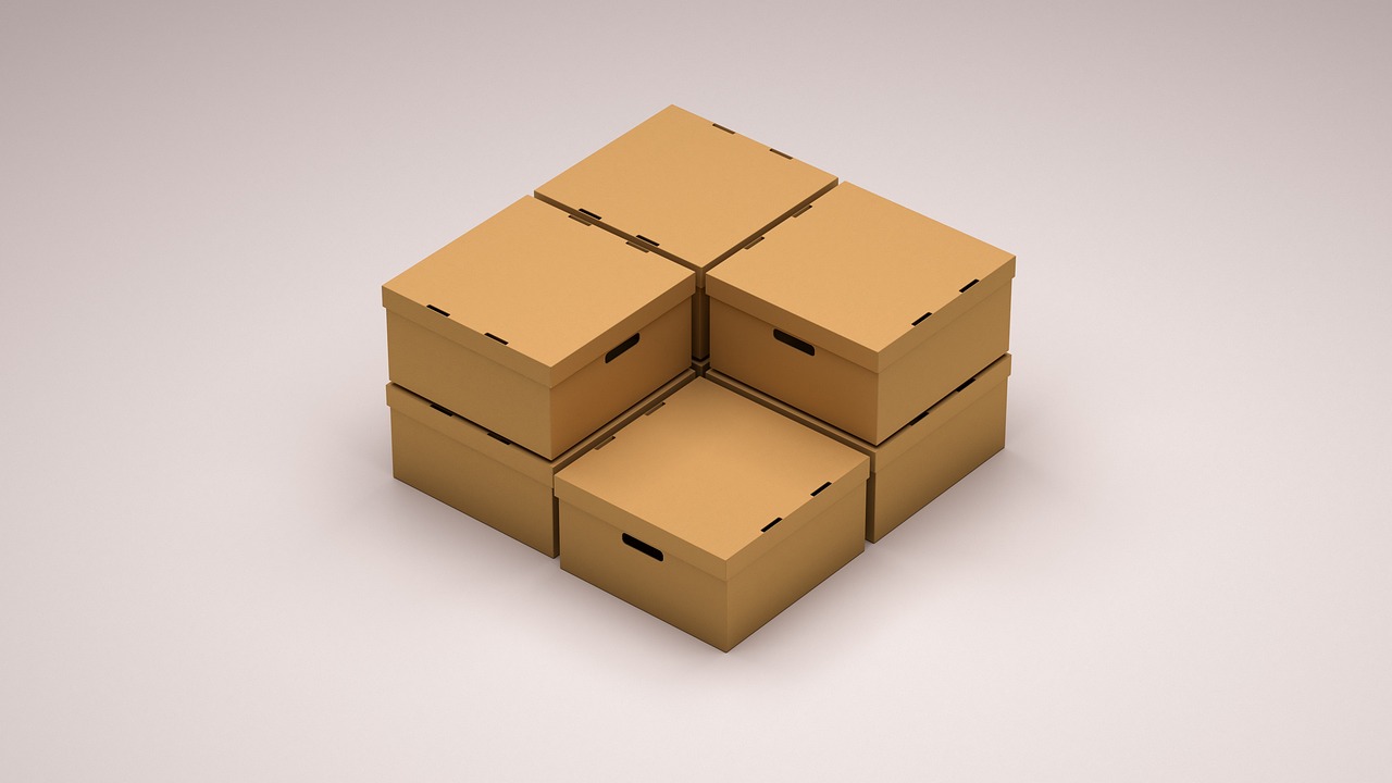 Replacement pods with integrated coils in retail blister packs